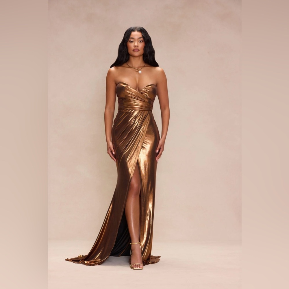 Fashion Nova Sweet Heart Metallic Maxi Dress